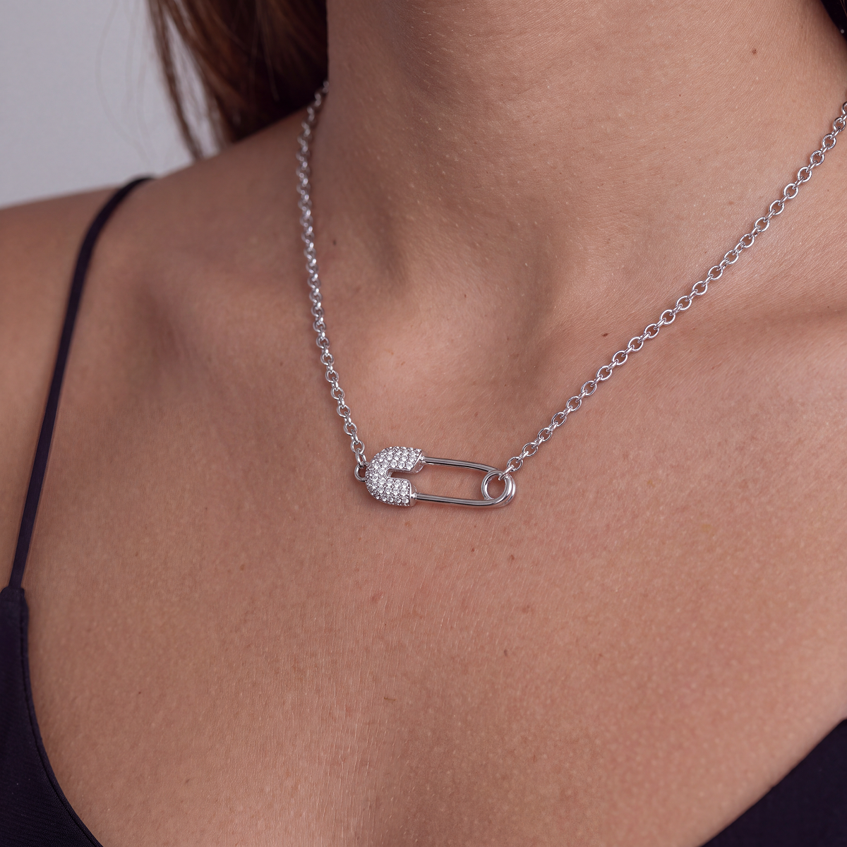 Liané | Pavé Pin Necklace
